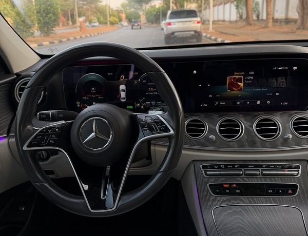 Mercedes-Benz E450 2021  – Luxury Meets Performance