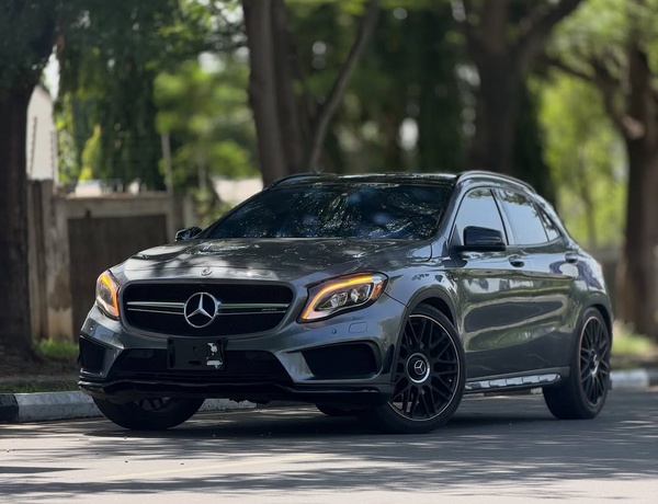 2018 MERCEDES-BENZ GLA45 AMG – FOREIGN USED | COMPACT AMG SPORT SUV 