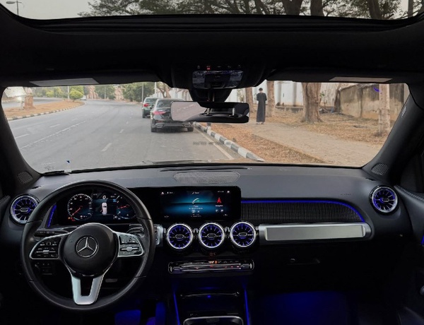 Foreign Used Mercedes Benz GLB250 2022  for Sale In Abuja
