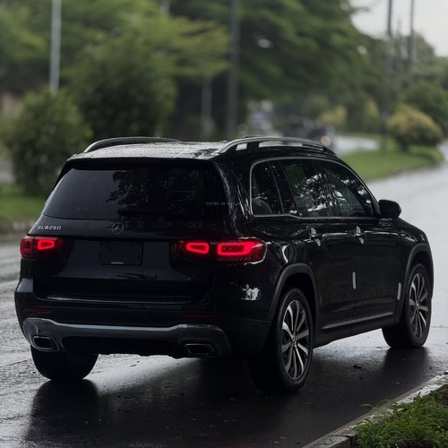 Mercedes-Benz GLB250 (2021) – Foreign Used In Ibadan