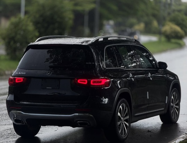 Mercedes-Benz GLB250 (2021) – Foreign Used In Ibadan