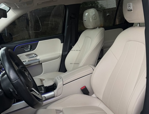 Mercedes-Benz GLB250 (2021) – Foreign Used In Ibadan