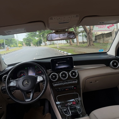 Mercedes-Benz GLC300 (2016)  🇩🇪 Executive Compact SUV Available