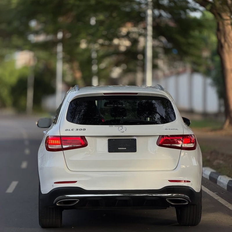 Mercedes-Benz GLC300 (2016) – Foreign Used  Premium SUV, Excellent Condition image