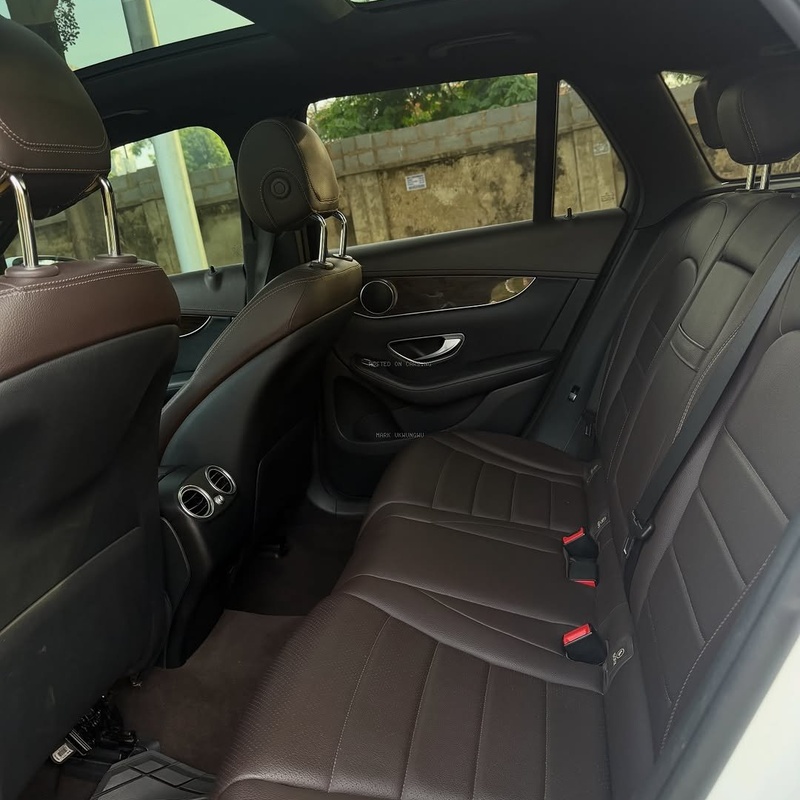 Mercedes-Benz GLC300 (2016) – Foreign Used  Premium SUV, Excellent Condition image