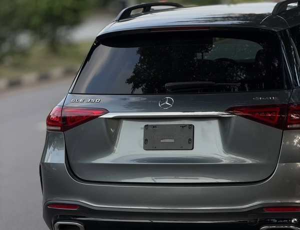 MERCEDES-BENZ E350 2015 FOR SALE  – Foreign Used, Clean & Well Maintained