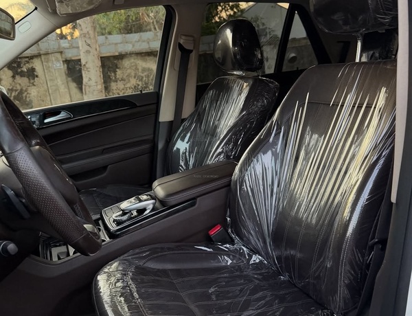  Foreign Used Mercedes Benz GLE350 Luxury SUV for Sale In Abuja