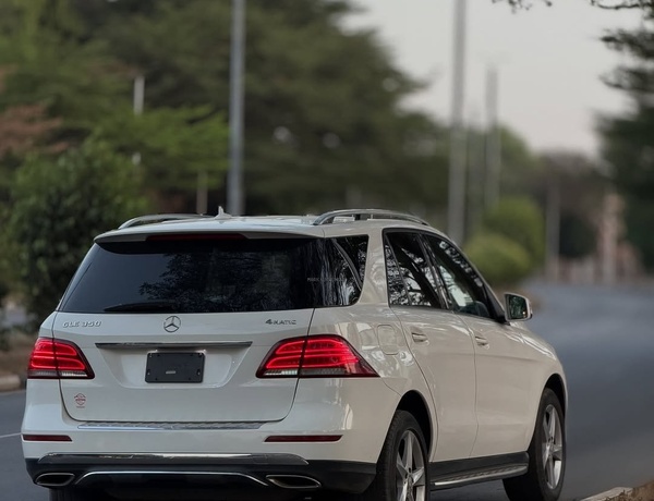  Foreign Used Mercedes Benz GLE350 Luxury SUV for Sale In Abuja