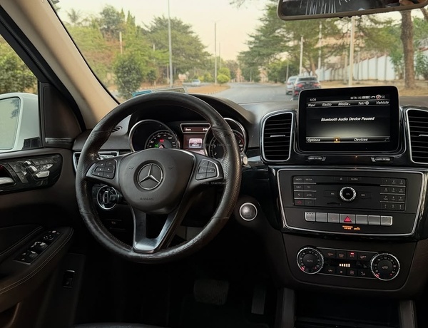  Foreign Used Mercedes Benz GLE350 Luxury SUV for Sale In Abuja