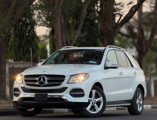  Foreign Used Mercedes Benz GLE350 Luxury SUV for Sale In Abuja