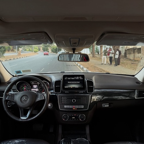  Foreign Used Mercedes Benz GLE350 Luxury SUV for Sale In Abuja