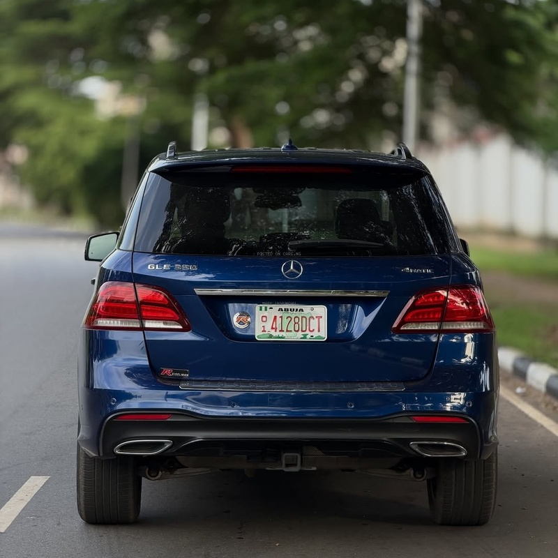 Mercedes Benz GLE350 2018🔥 Premium Comfort & Smooth Drive image
