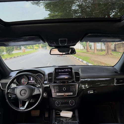 Mercedes Benz GLE350 2018🔥 Premium Comfort & Smooth Drive