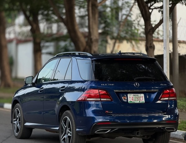 Mercedes Benz GLE350 2018🔥 Premium Comfort & Smooth Drive