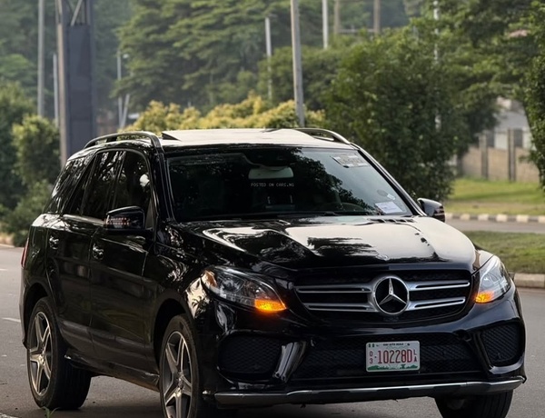 MERCEDES-BENZ GLE400 2017 FOR SALE