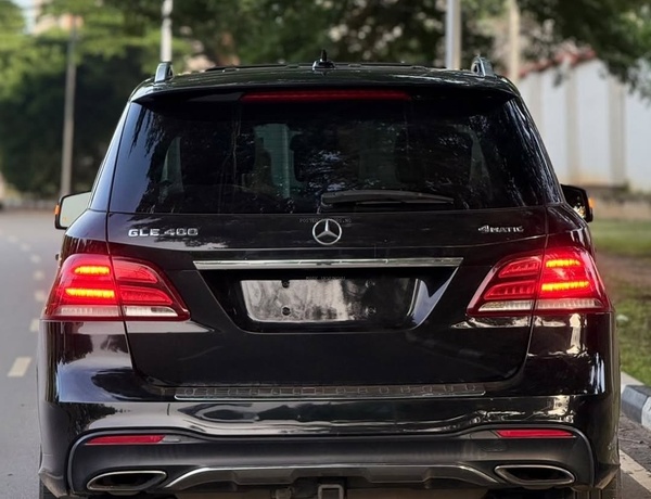 MERCEDES-BENZ GLE400 2017 FOR SALE
