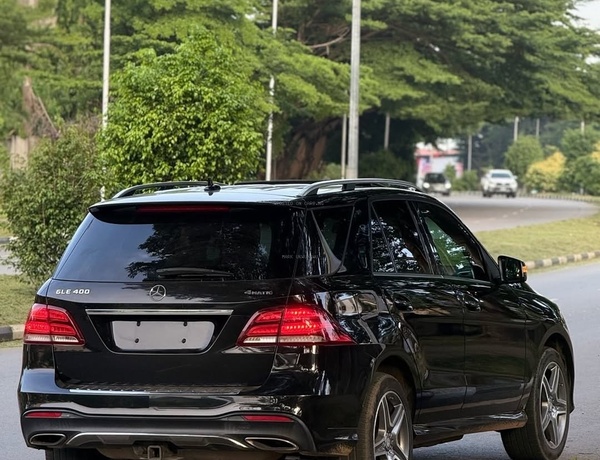 MERCEDES-BENZ GLE400 2017 FOR SALE