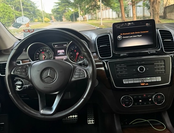 MERCEDES-BENZ GLE400 2017 FOR SALE