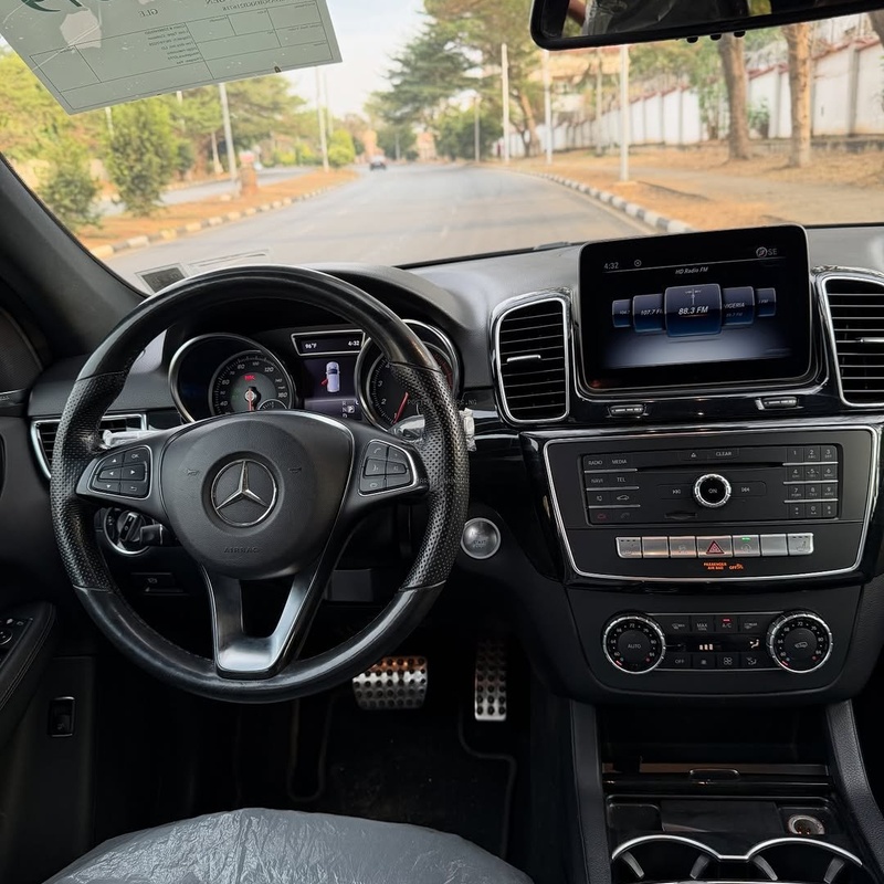 Foreign Used Mercedes-Benz GLE400 – 2019 for Sale In Abuja image