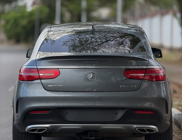 MERCEDES BENZ 2017 GLE43 AMG – FULL OPTION, VERY CLEAN CONDITION