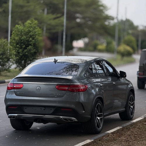 MERCEDES BENZ 2017 GLE43 AMG – FULL OPTION, VERY CLEAN CONDITION