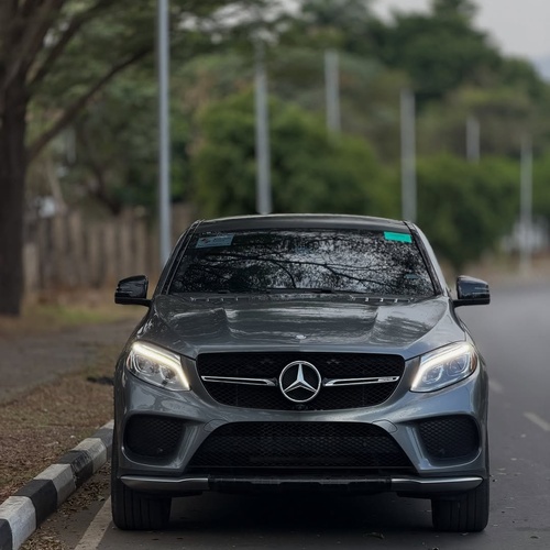 MERCEDES BENZ 2017 GLE43 AMG – FULL OPTION, VERY CLEAN CONDITION