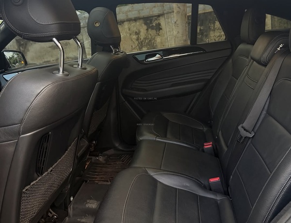 MERCEDES BENZ 2017 GLE43 AMG – FULL OPTION, VERY CLEAN CONDITION