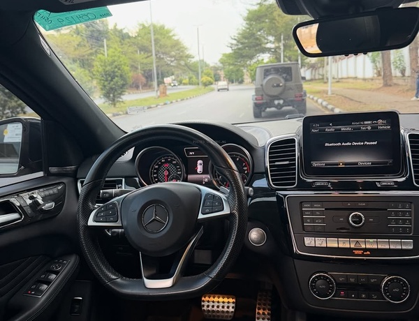 MERCEDES BENZ 2017 GLE43 AMG – FULL OPTION, VERY CLEAN CONDITION