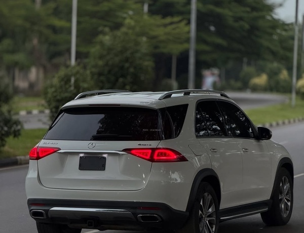 Mercedes Benz GLE450 2019 🇩🇪 Executive SUV with Smooth Drive