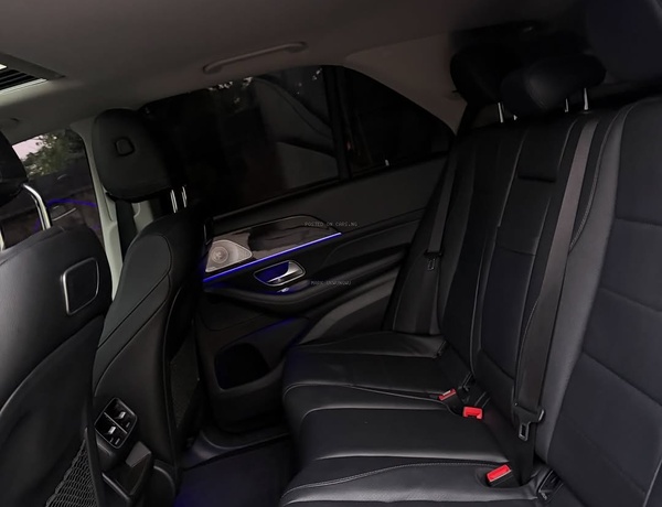 Mercedes Benz GLE450 2019 🇩🇪 Executive SUV with Smooth Drive