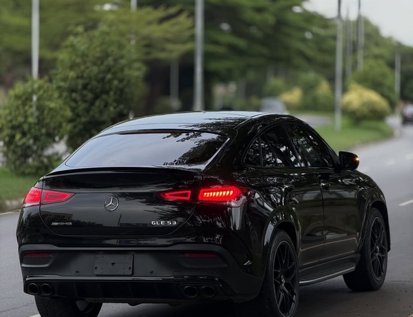 Mercedes Benz GLE53 AMG 2020 🇩🇪 Luxury + Turbo Performance