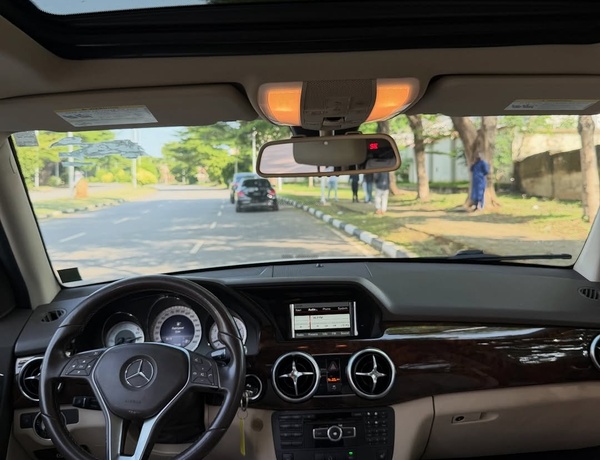Mercedes Benz GLK350 2015🔥 Compact Luxury SUV & Strong Engine