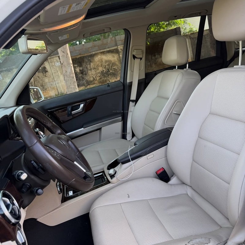 Mercedes Benz GLK350 2015🔥 Compact Luxury SUV & Strong Engine image