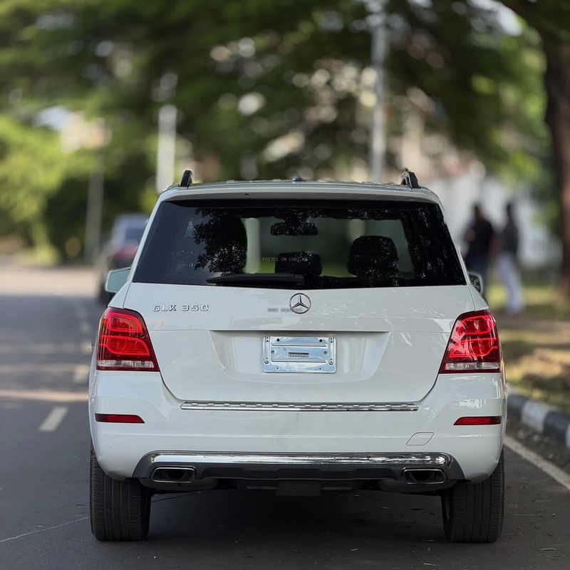 Mercedes Benz GLK350 2015🔥 Compact Luxury SUV & Strong Engine image