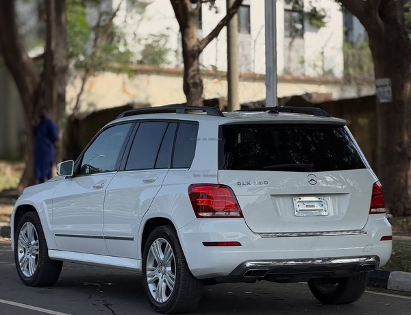 Mercedes Benz GLK350 2015🔥 Compact Luxury SUV & Strong Engine