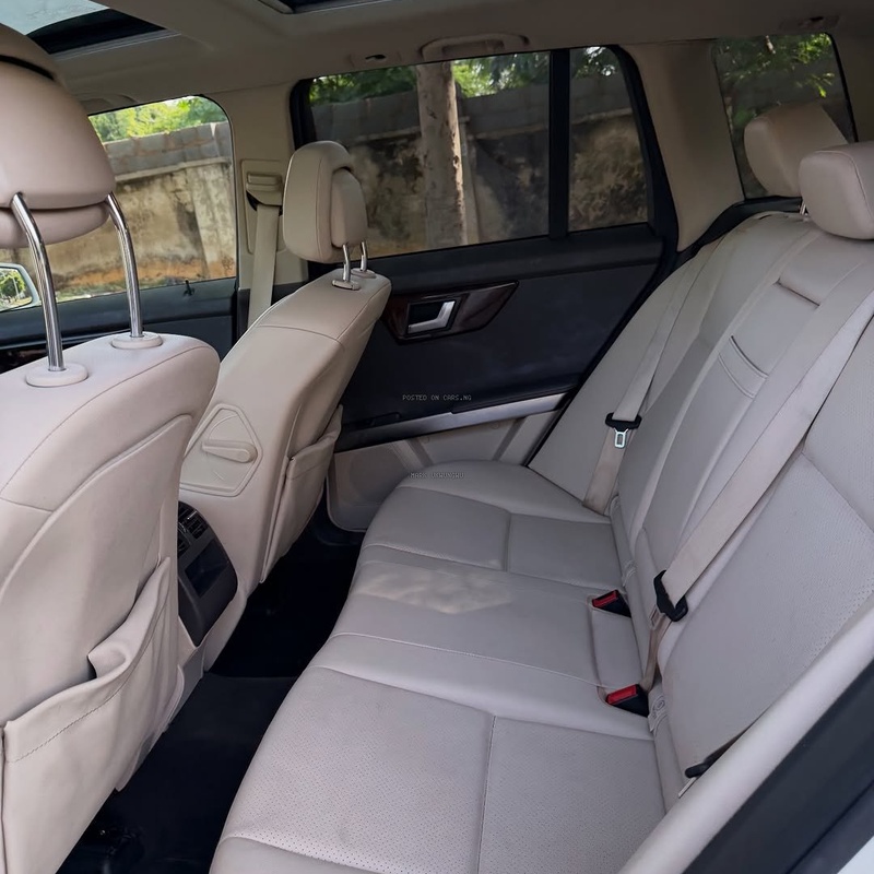 Mercedes Benz GLK350 2015🔥 Compact Luxury SUV & Strong Engine image