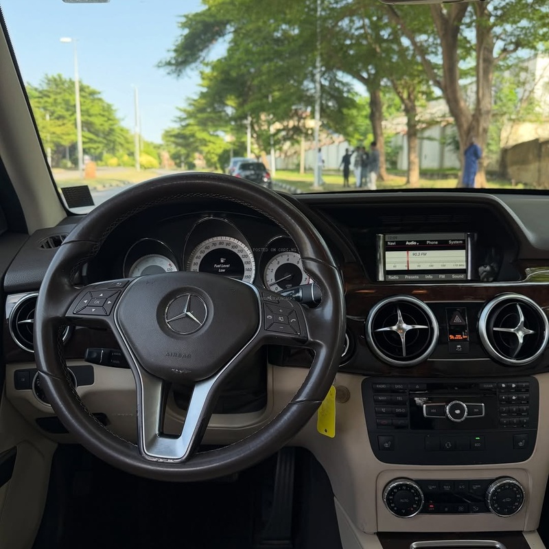 Mercedes Benz GLK350 2015🔥 Compact Luxury SUV & Strong Engine image