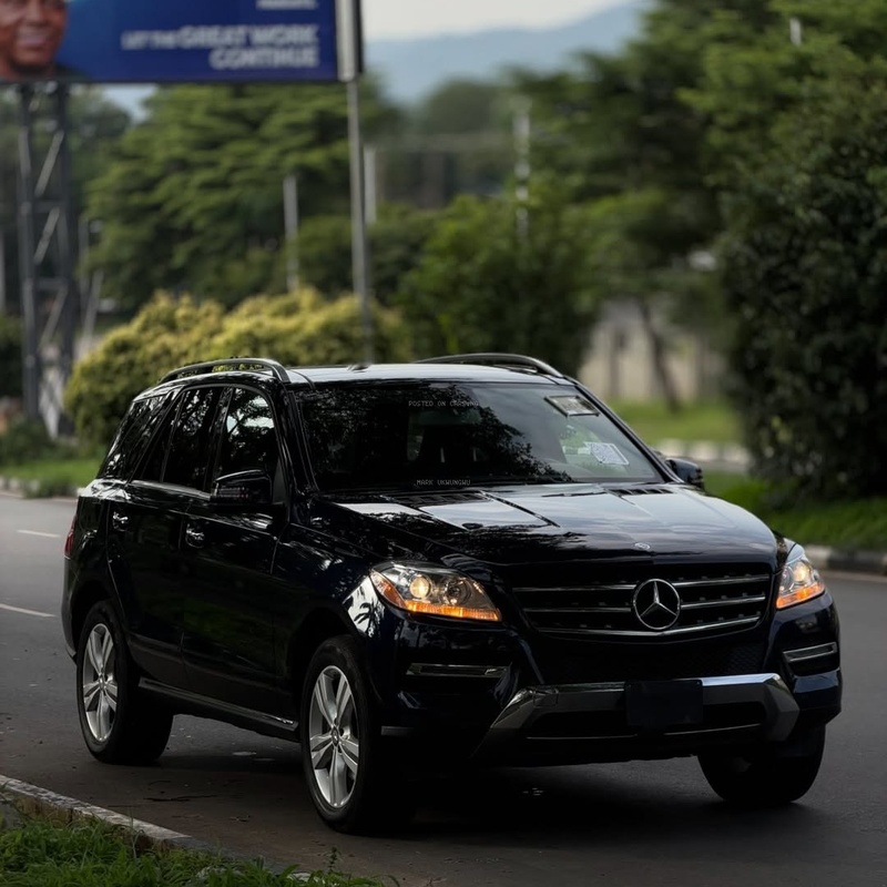 Mercedes-Benz ML350 (2015) – Foreign Used Smooth Drive, Powerful Engine & Comfort image