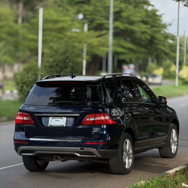 Mercedes-Benz ML350 (2015) – Foreign Used Smooth Drive, Powerful Engine & Comfort image