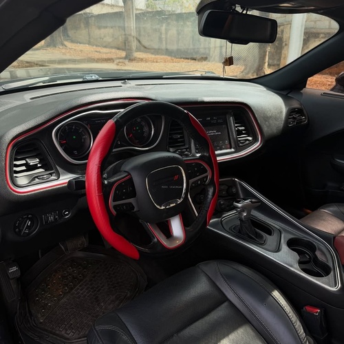 Muscle Car Alert –  Dodge Challenger 2018 Full Option Ready