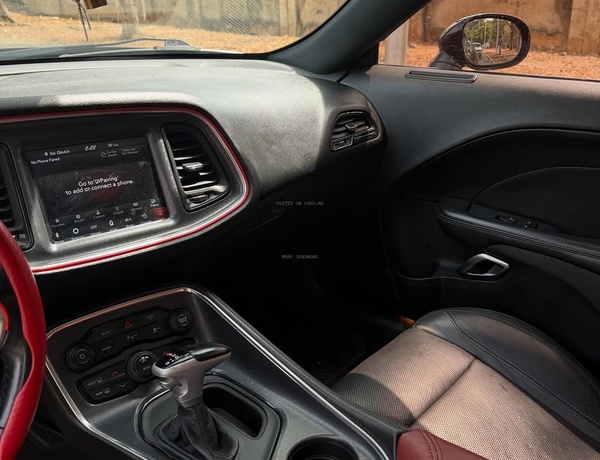 Muscle Car Alert –  Dodge Challenger 2018 Full Option Ready