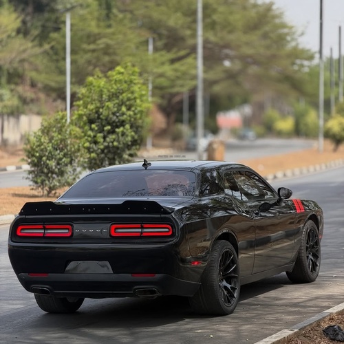 Muscle Car Alert –  Dodge Challenger 2018 Full Option Ready