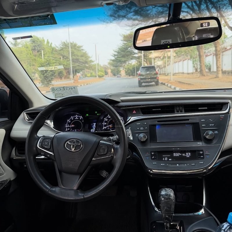 Foreign Used 2013 Toyota Avalon for Sale In Abuja image