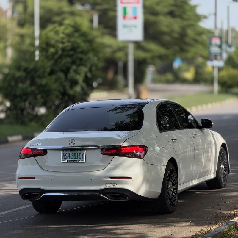 Upgraded Nigerian Used Mercedes E300 2016 - Abuja image