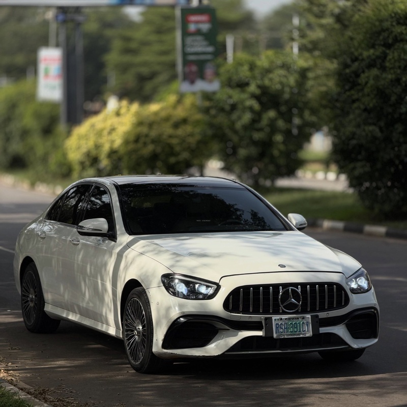 Upgraded Nigerian Used Mercedes E300 2016 - Abuja image