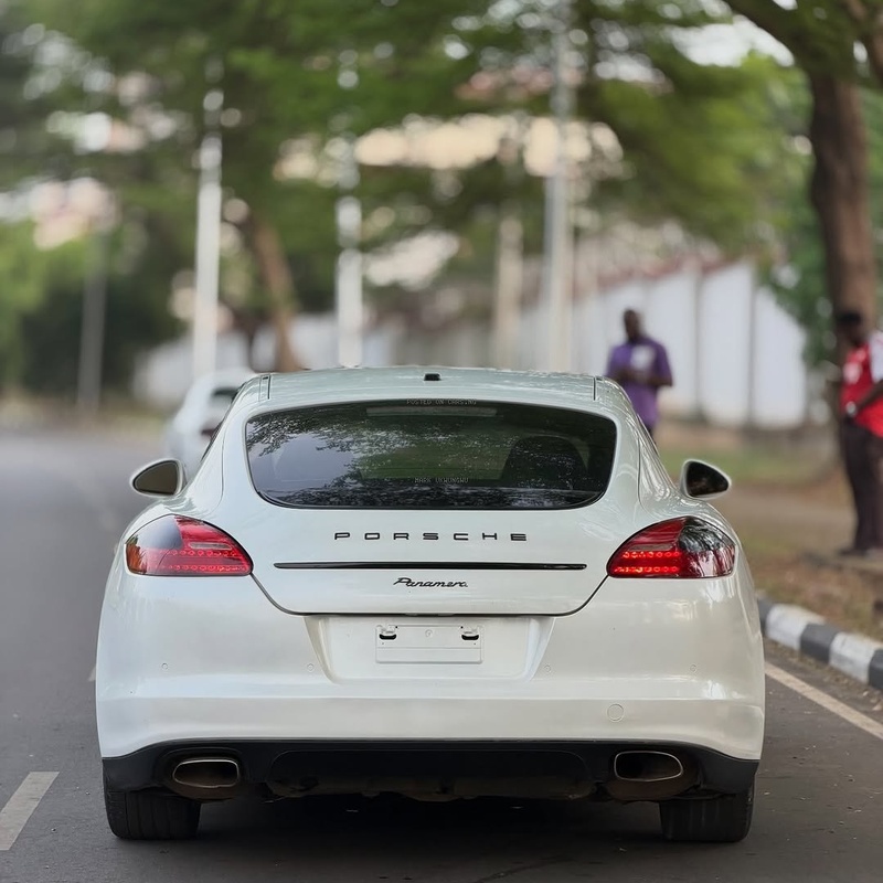 PORCHE PANAMERA 2012– LUXURY PERFORMANCE CAR, CLEAN & READY TO GO image