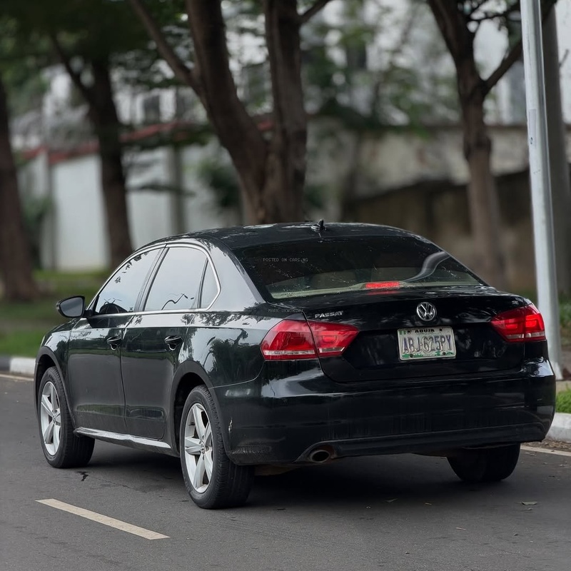 Volkswagen Passat SE (2012) – Foreign Used, Smooth Drive, Comfortable Interior image