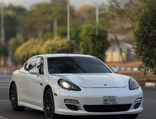 Porsche Panamera 2012 Foreign Used 🇩🇪 Executive Luxury Ride