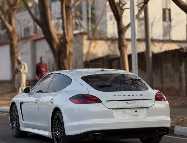 Porsche Panamera 2012 Foreign Used 🇩🇪 Executive Luxury Ride
