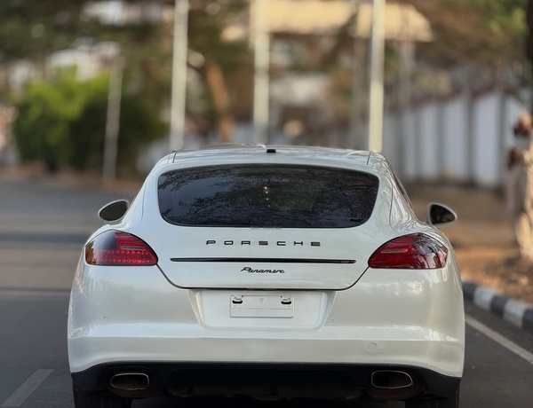 Porsche Panamera 2012 Foreign Used 🇩🇪 Executive Luxury Ride